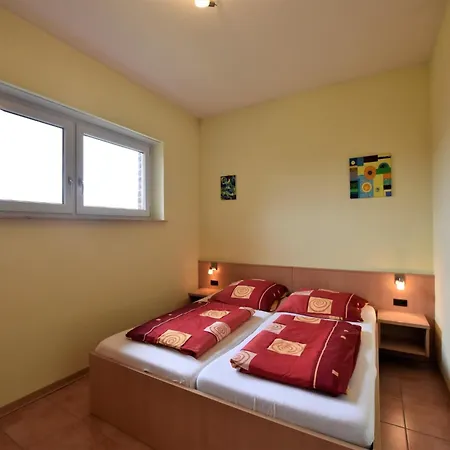 In Mit Meeresstrand, Cleaning Included Ferienhaus
